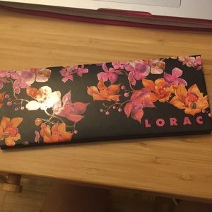 Lorac Eyeshadow Palette